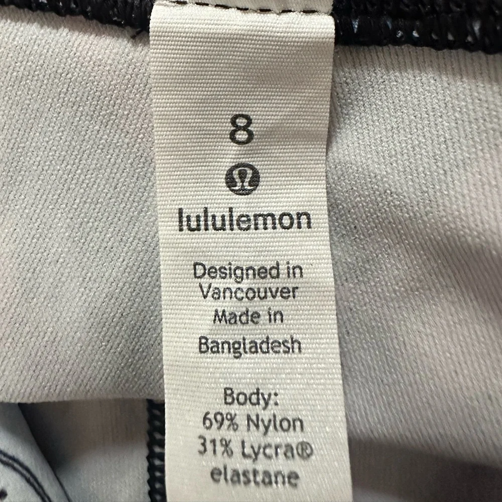 Lululemon Crop Leggings Lush Lillies Size 8